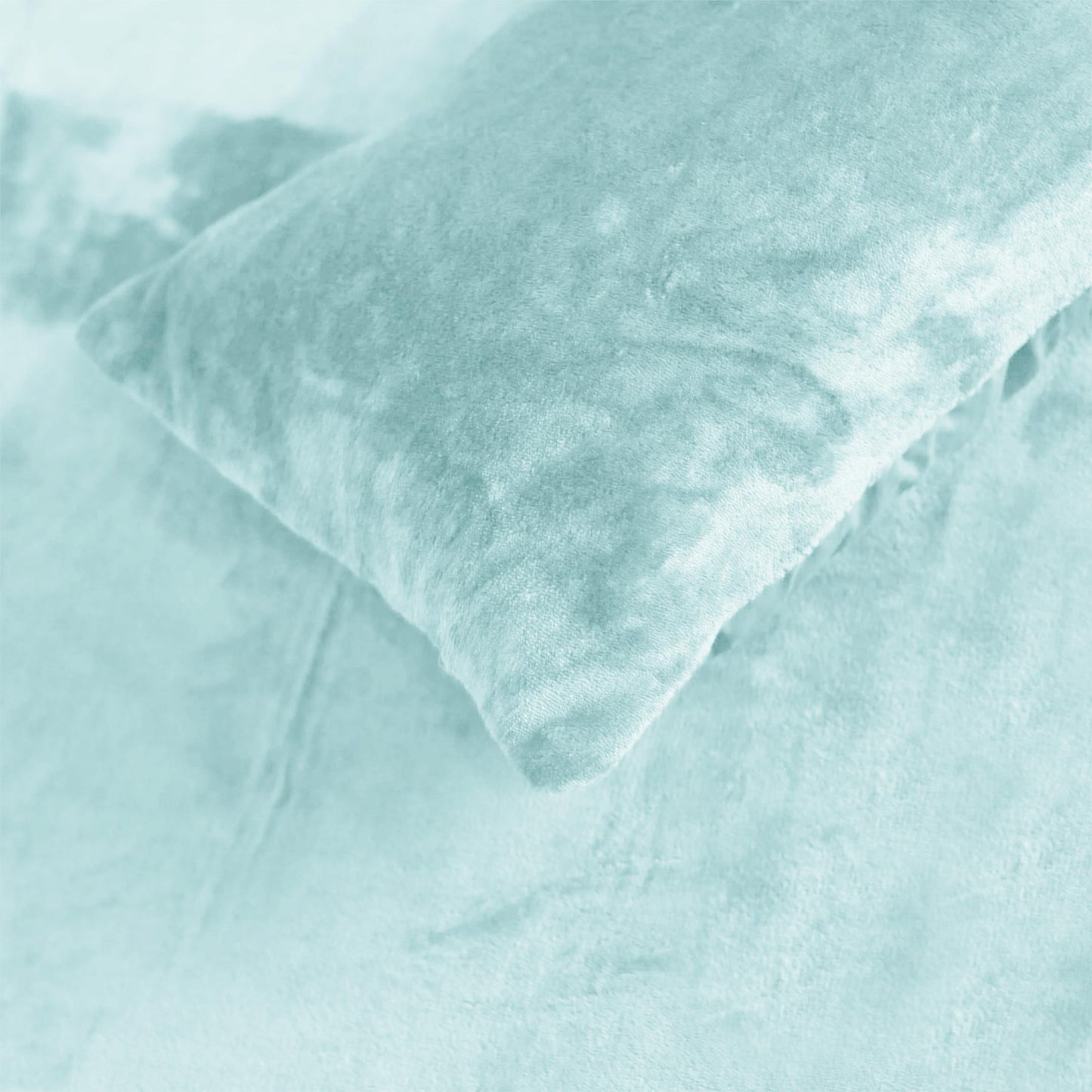 Fleece Fitted Sheet & Pillow