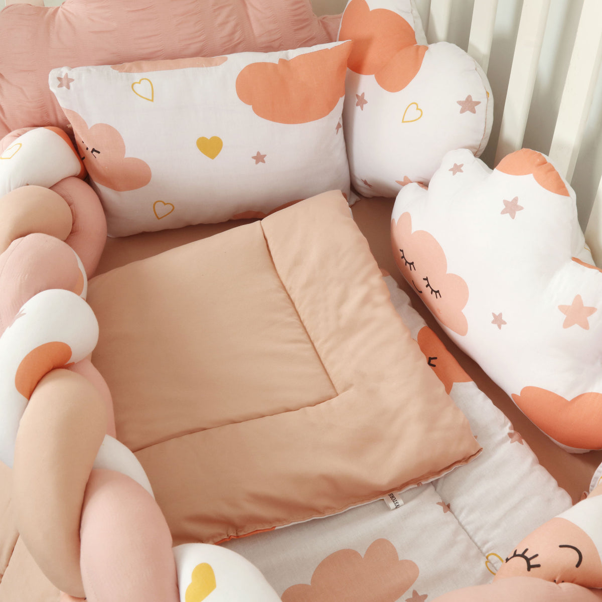 Dreamy Clouds Cot Set