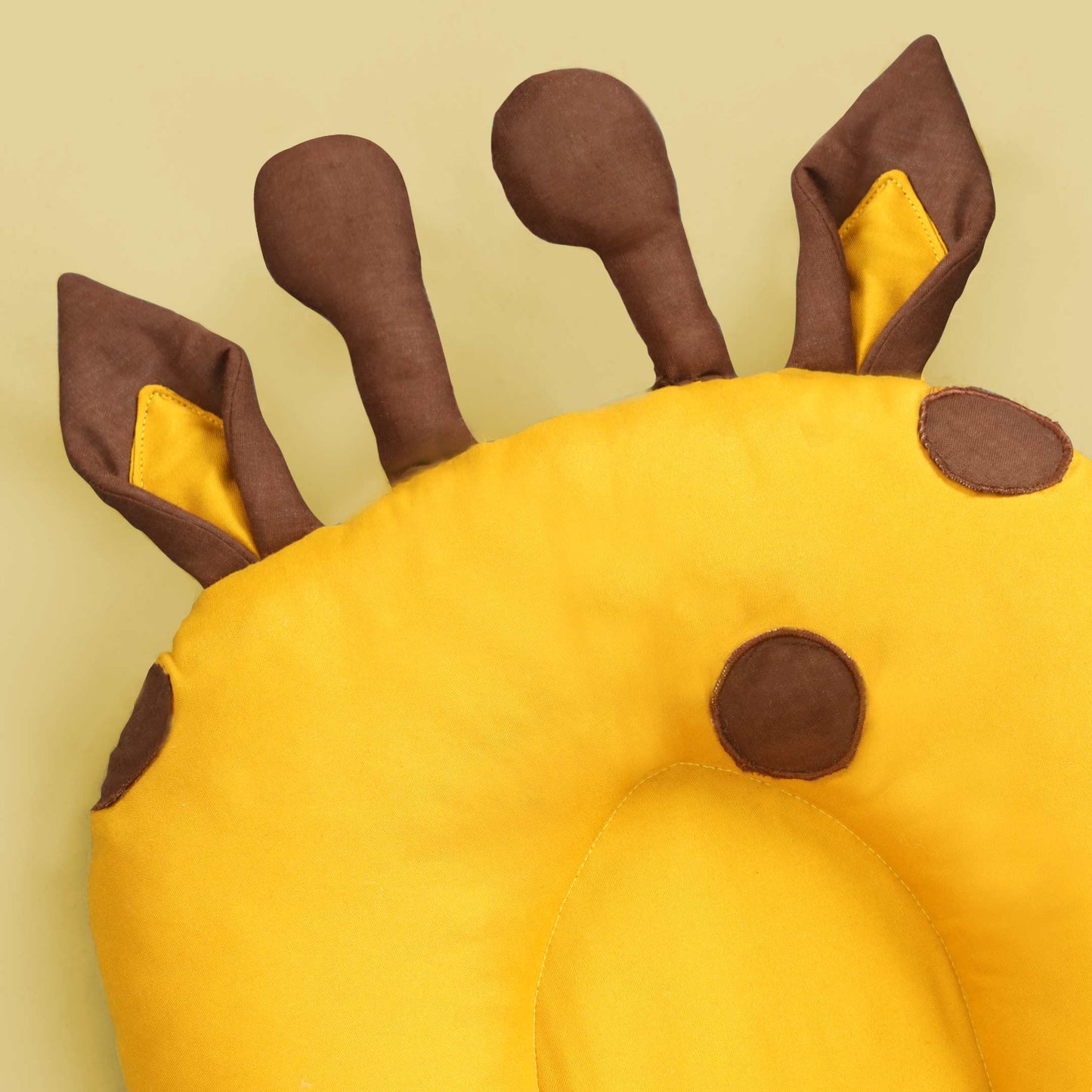 Giraffe Dreams Head Shaping Cushion