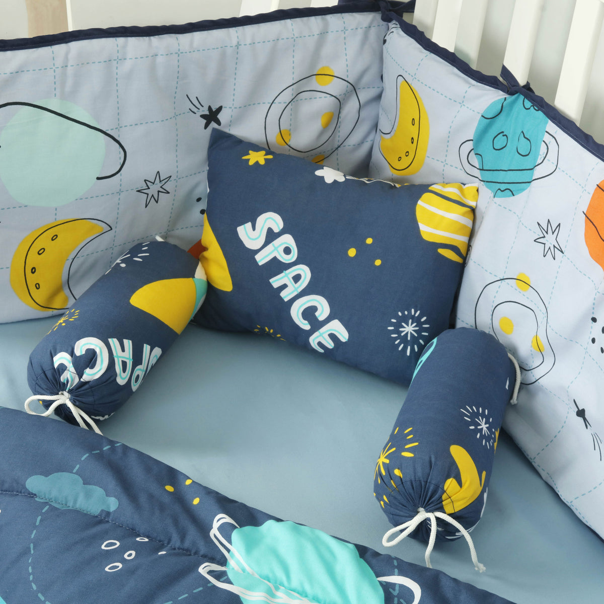 Little Explorer Cot Set
