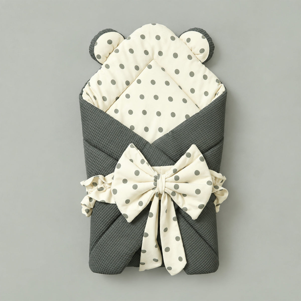 Polka Dot  2-in-1 Carry Nest and Wrapping Sheet