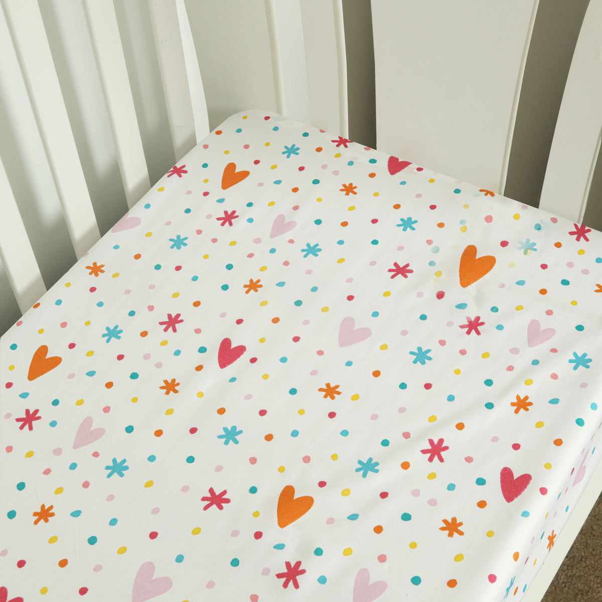 Sweet Heart Ruffle Crib Set