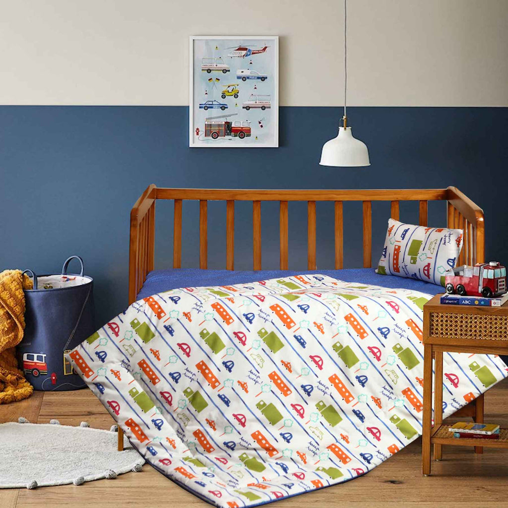 plain cars baby cot set without bumpers