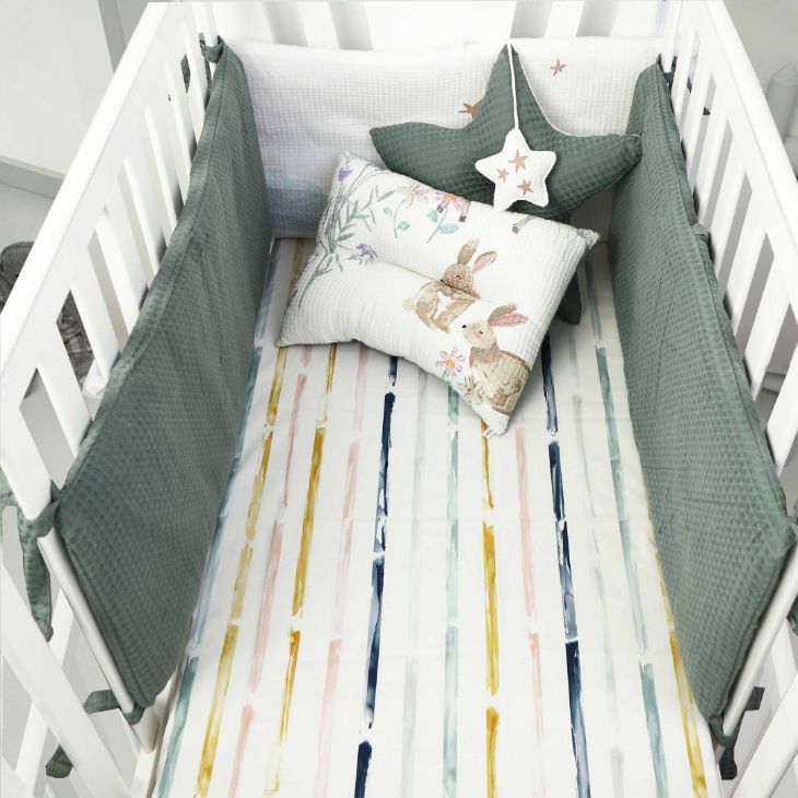 deer in forest waffle baby cot set