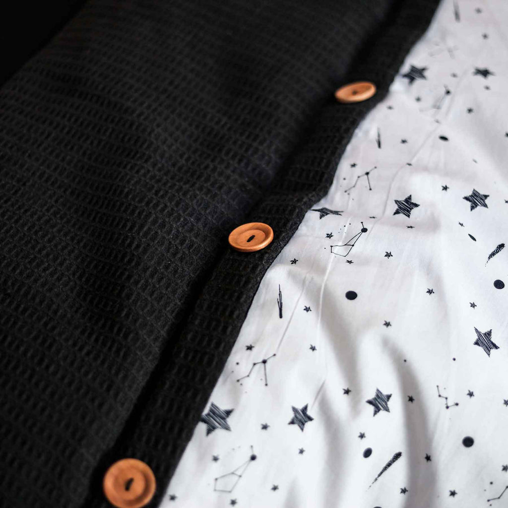 black galaxy baby cot set 2